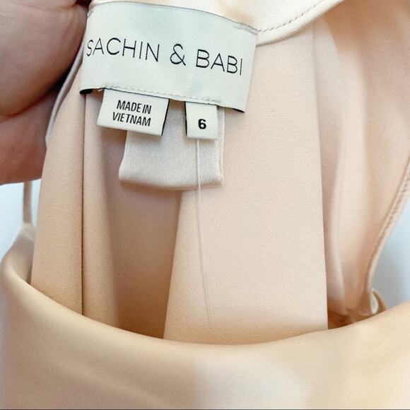 Sachin & Babi Winter Midi Slip Dress 6 Gold NWT - Picture 7 of 9